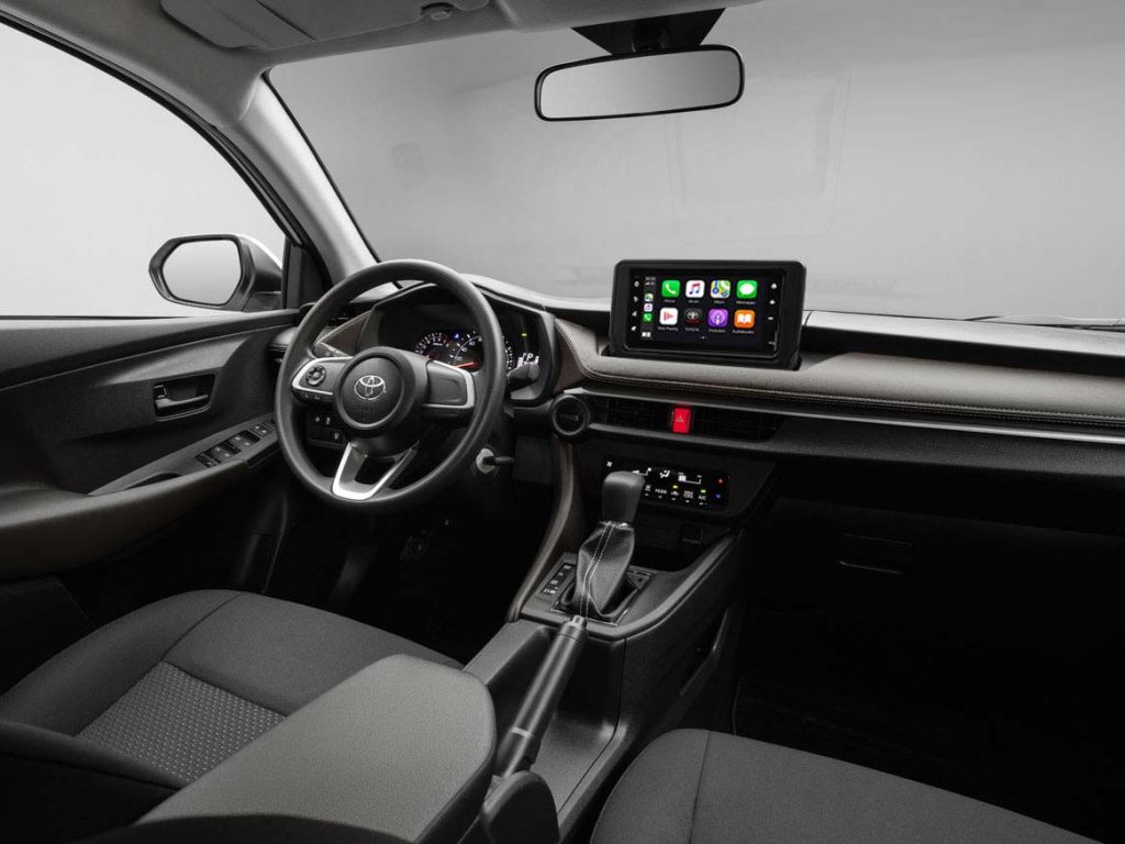 WIDE_INTERIOR_DASHBOARD_Y_2391-1