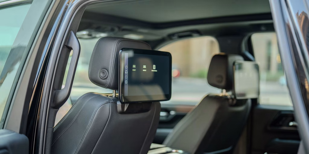 2025-yukon-rear-seat-media-system